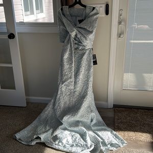 Mother of the Bride Terani Couture Size 4